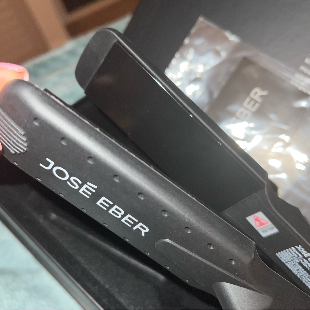 José Eber Hair Straightener